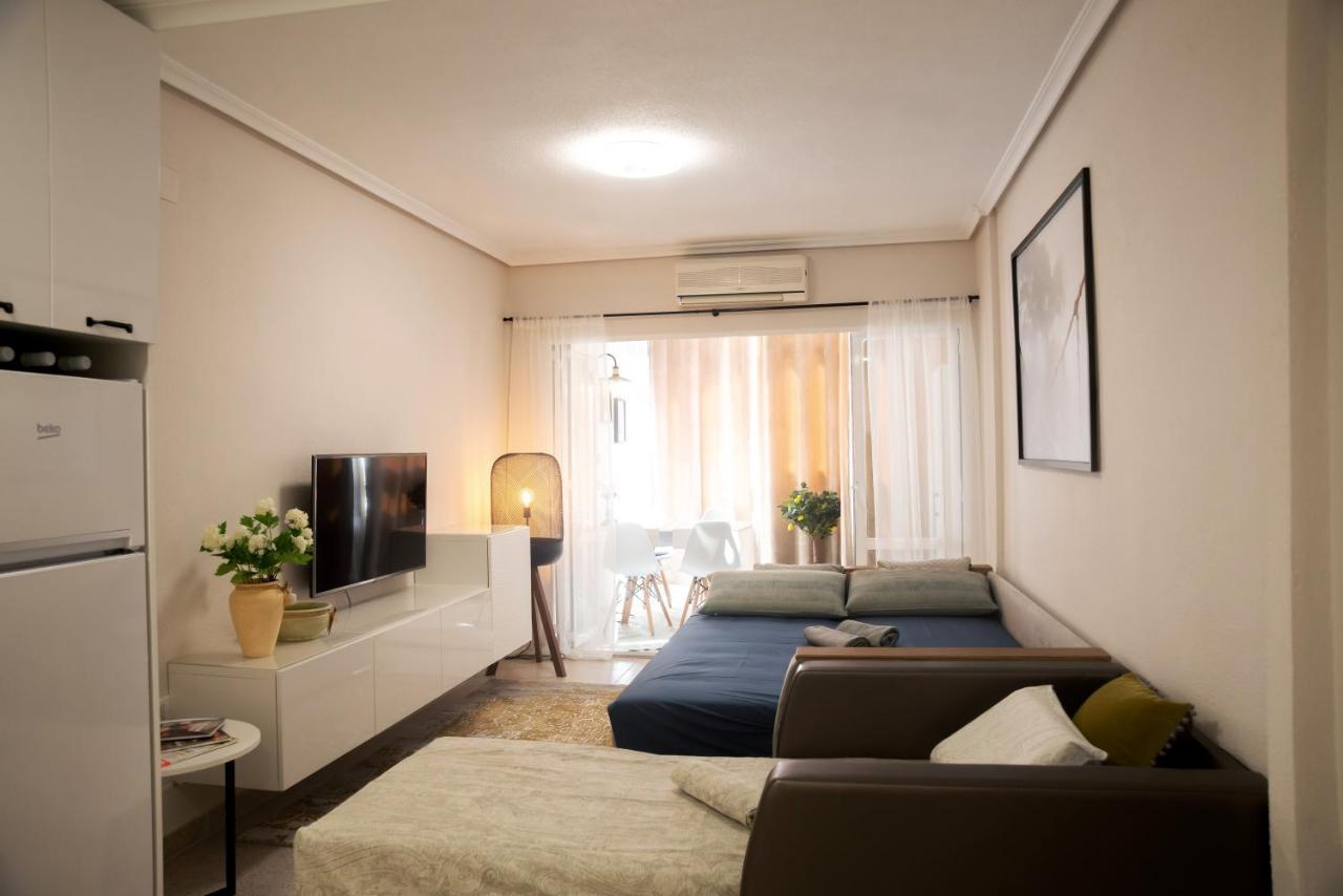 Holiday Studio Jardin Playa Torrevieja Exterior photo